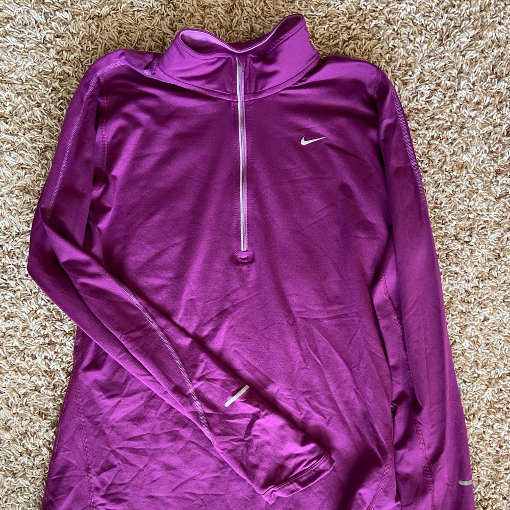 Women’s Nike dri-fit quarter zip